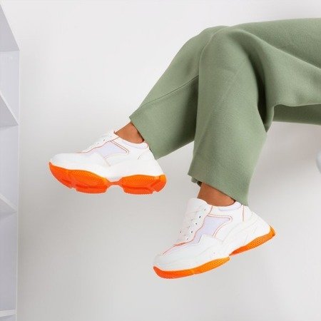 Biało - pomarańczowe sportowe sneakersy damskie Balgra - Obuwie