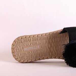 Damskie klapki z pomponikiem w czarnym kolorze Azrail - Obuwie