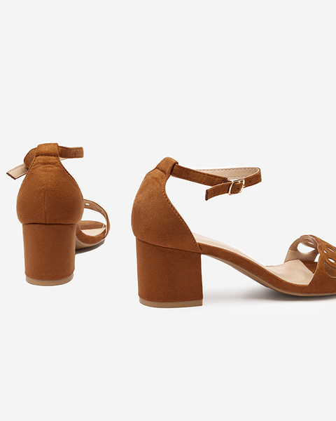 Damskie sandały na niskim słupku w kolorze camel Ledera - Obuwie