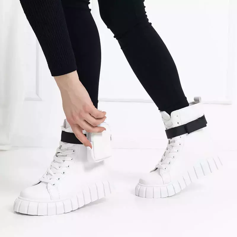 OUTLET Białe sportowe sneakersy damskie z saszetką Milosti - Obuwie
