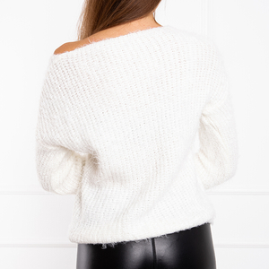 Білий жіночий светр