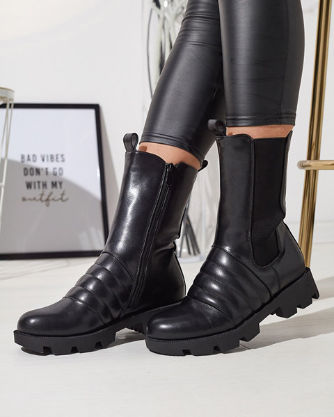 Чорні жіночі черевики на потовщеній підошві з тисненням Ferita- Footwear