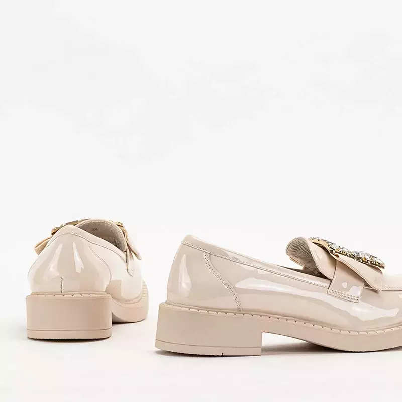 OUTLET Бежеві жіночі туфлі з кристалами Iolara - Взуття