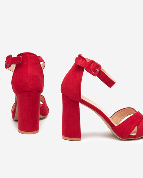 OUTLET Червоні жіночі босоніжки на посту Lexyra - Взуття