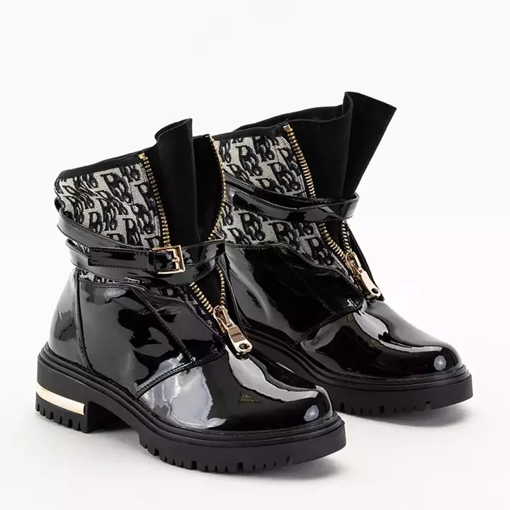 OUTLET Чорні жіночі лаковані чоботи Rubiska - Взуття