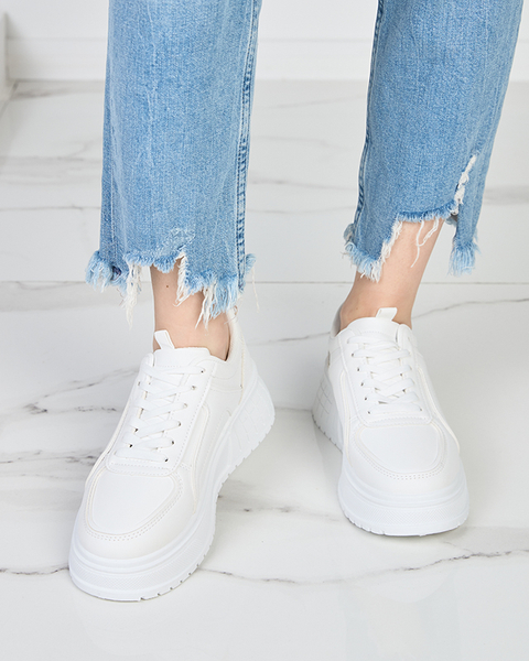 OUTLET Жіноче біле спортивне взуття з екошкіри на платформі Cerecha - Взуття